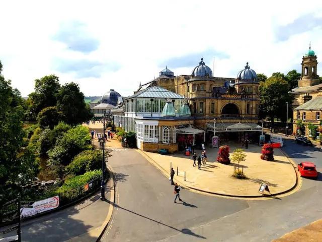 No 6 The Square Tearooms & Accommodation Buxton  Extérieur photo