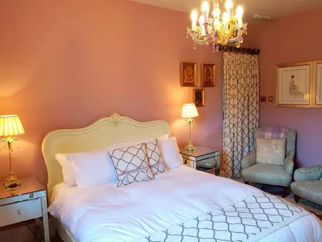 No 6 The Square Tearooms & Accommodation Buxton  Extérieur photo