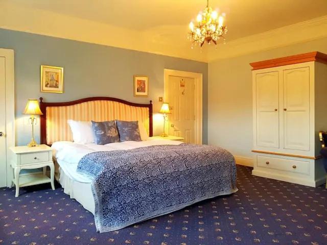 No 6 The Square Tearooms & Accommodation Buxton  Extérieur photo